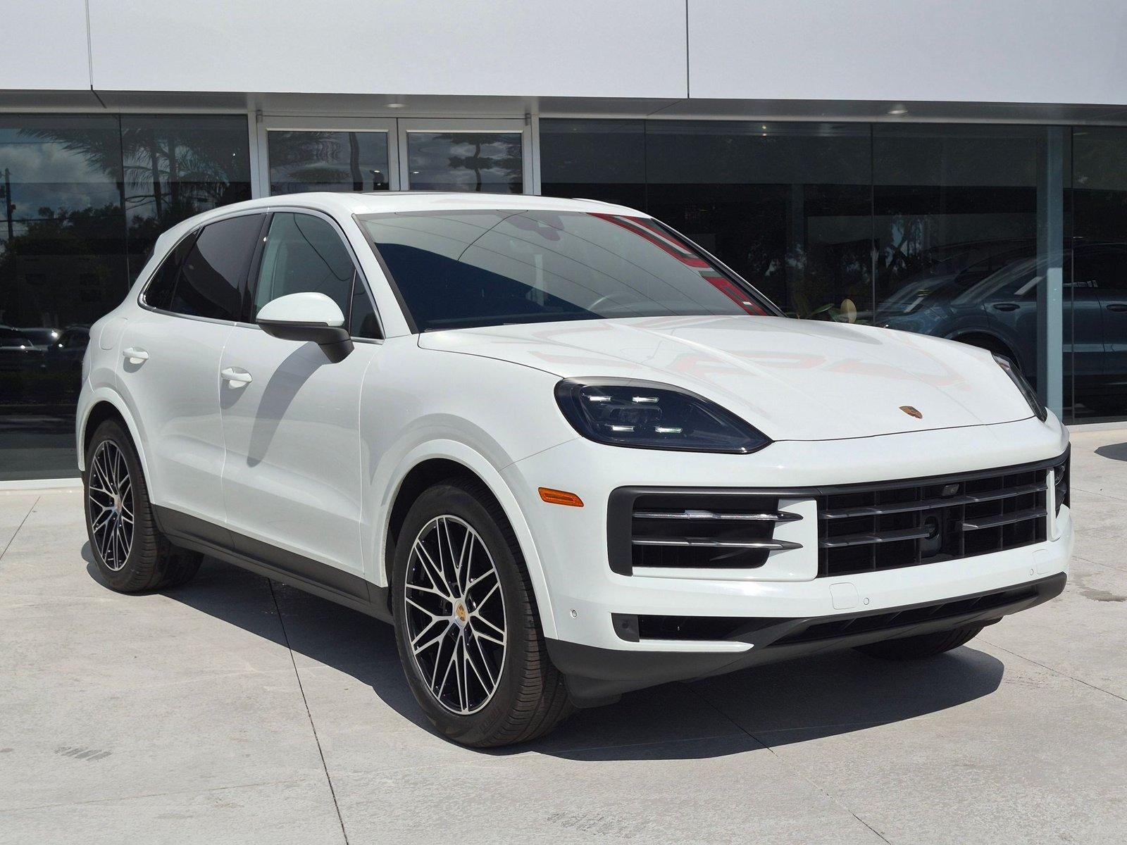 2025 Porsche Cayenne AWD