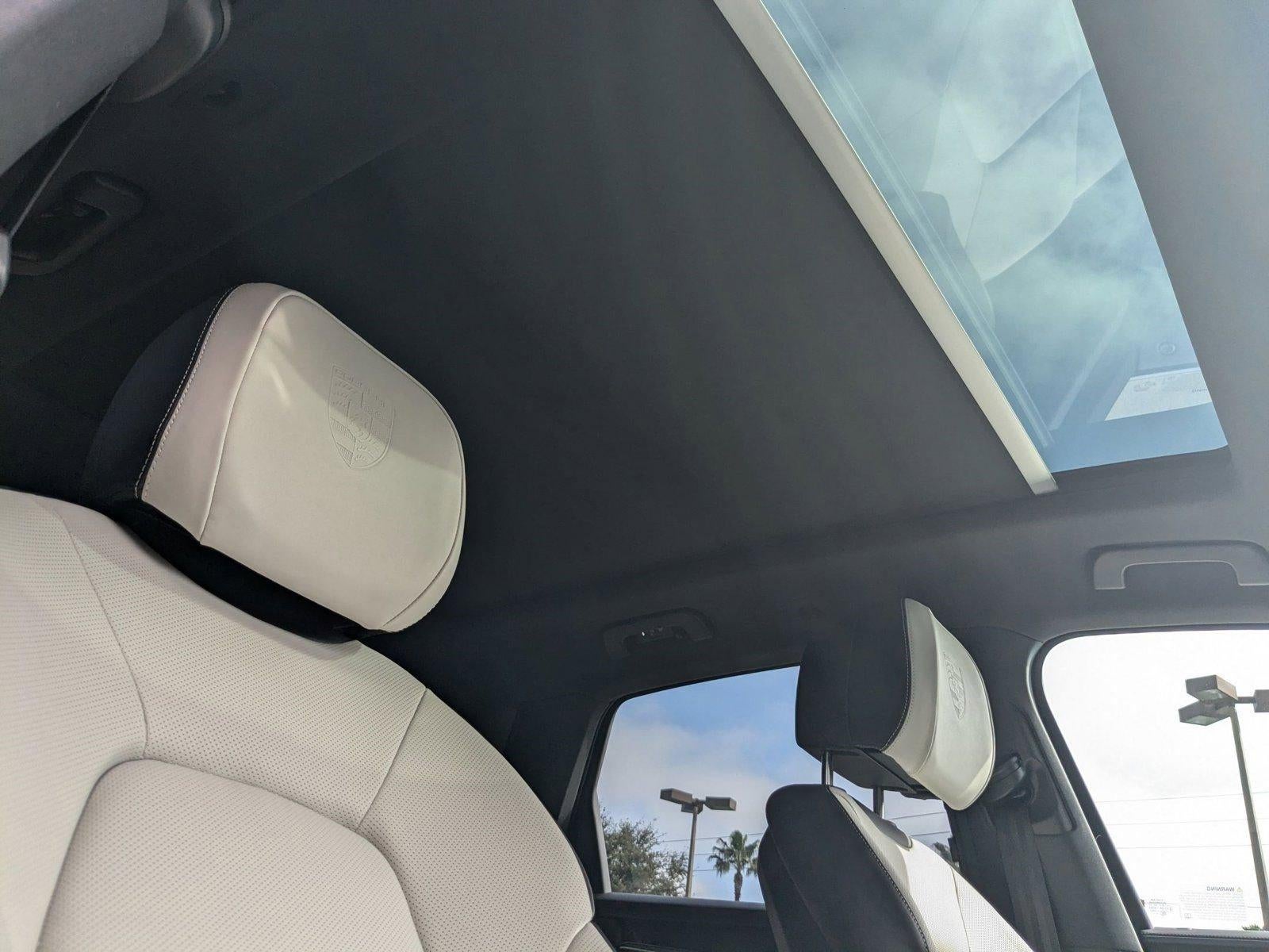 2025 Porsche Cayenne AWD