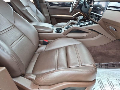 2022 Porsche Cayenne AWD