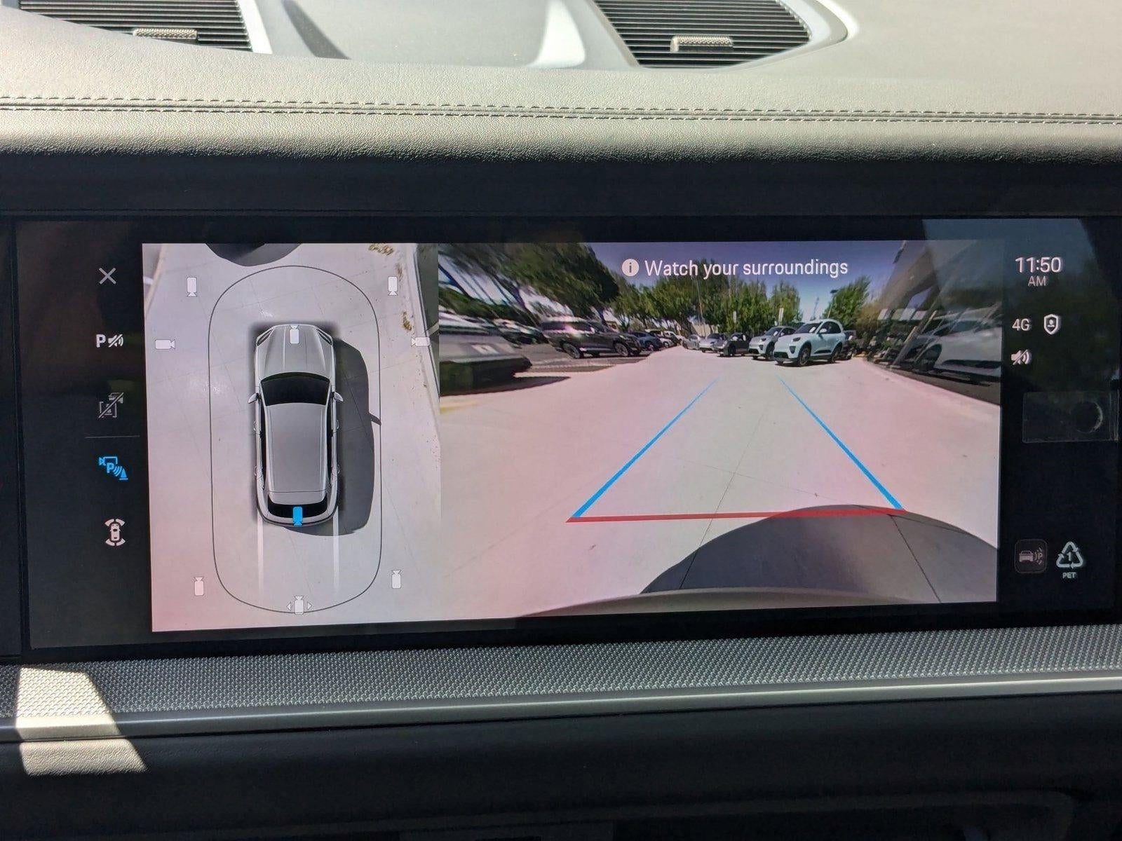 2025 Porsche Cayenne AWD