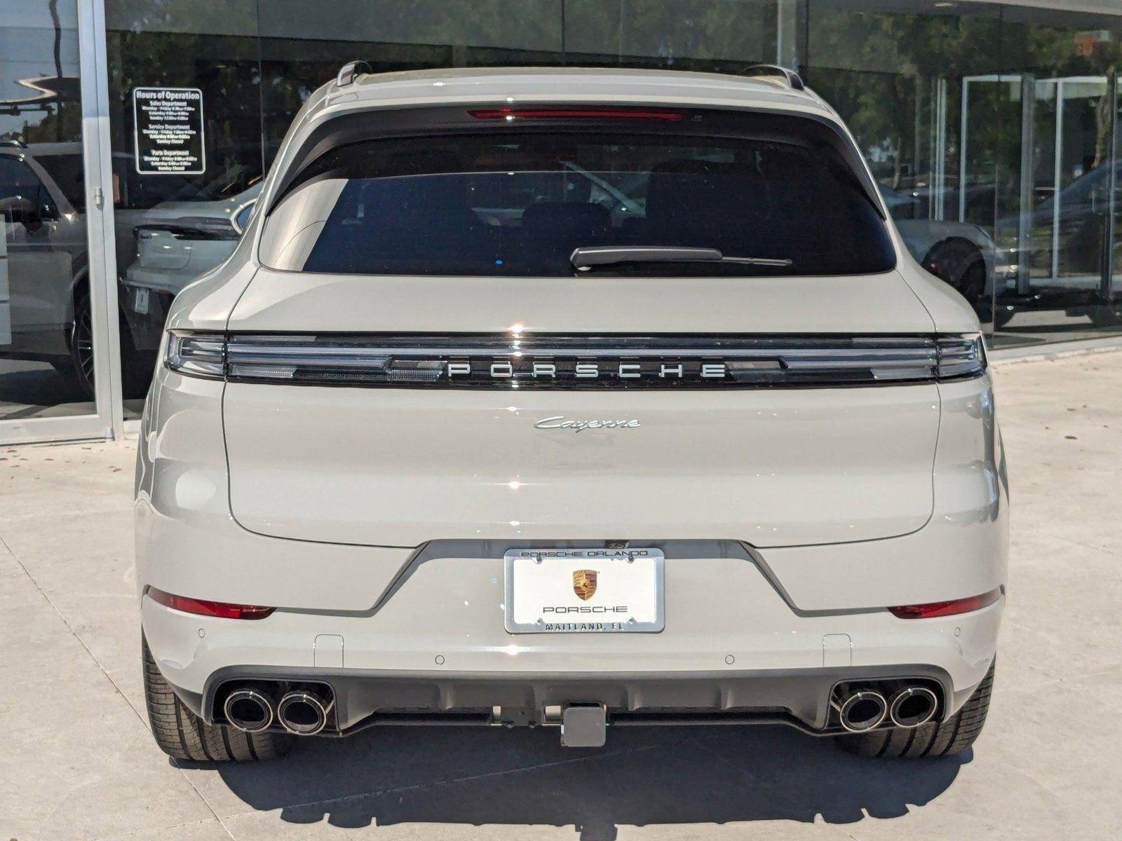 2025 Porsche Cayenne AWD
