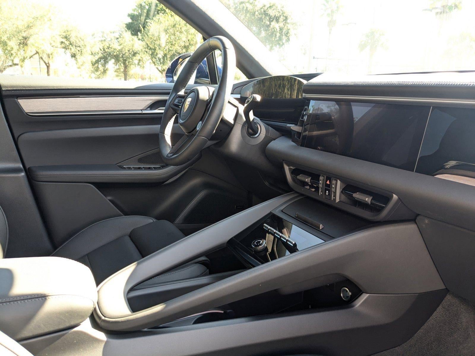 2024 Porsche Macan Electric 4 AWD