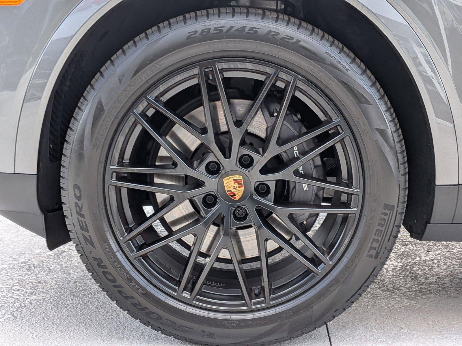 2025 Porsche Cayenne Coupe AWD