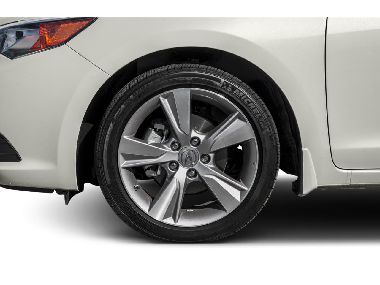 2015 Acura ILX 2.0L Automatic with Technology Package