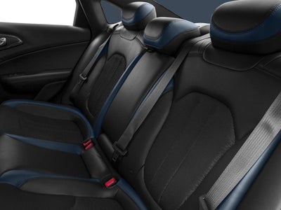 2016 Chrysler 200 4dr Sdn S FWD