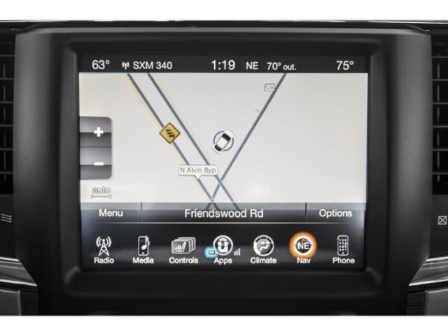 2014 RAM 1500 4WD Crew Cab 5.7 Ft Box Laramie