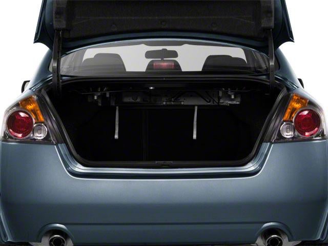 2012 Nissan Altima 4dr Sdn V6 CVT 3.5 SR