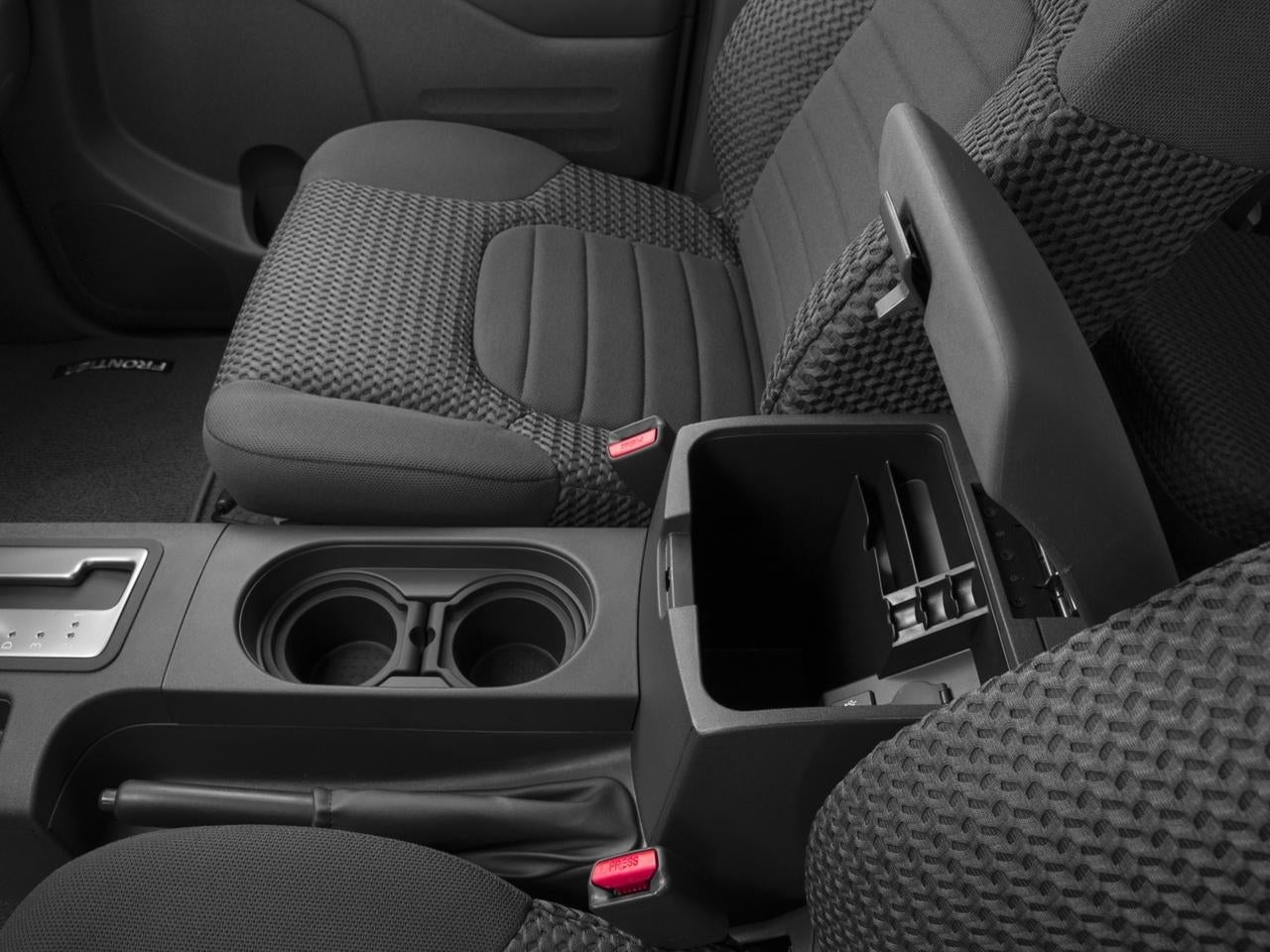 2016 Nissan Frontier 2WD King Cab I4 Manual SV