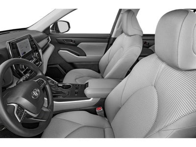 2024 Toyota Highlander LE FWD (Natl)