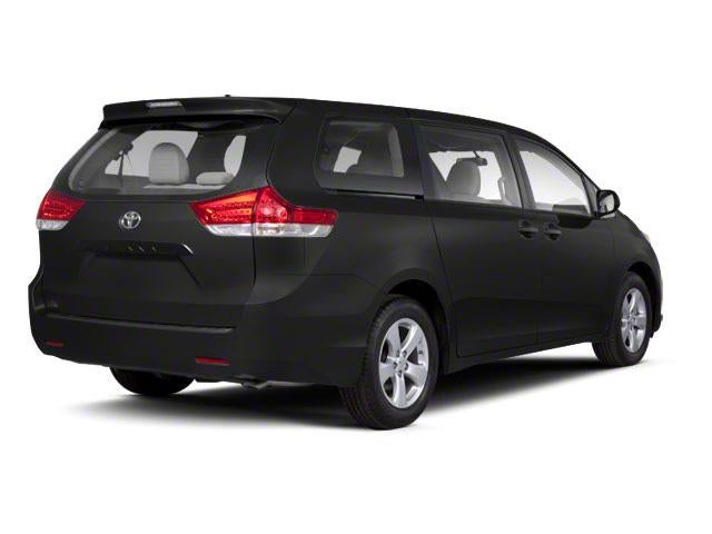 2013 Toyota Sienna 5dr 8-Pass Van V6 XLE FWD (Natl)