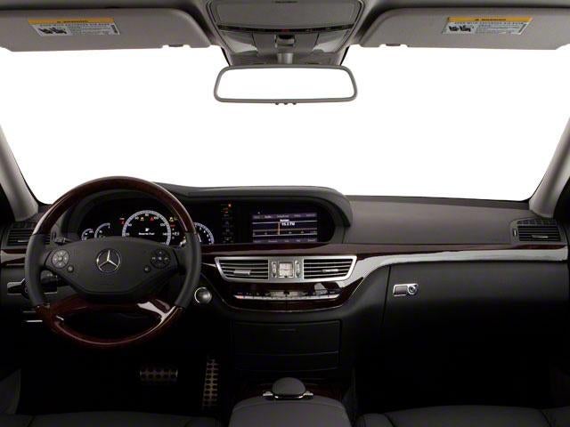 2010 Mercedes-Benz S-Class S 550 Sedan