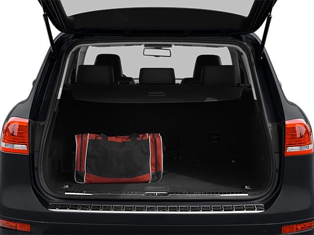 2014 Volkswagen Touareg 4dr 3.6L Sport